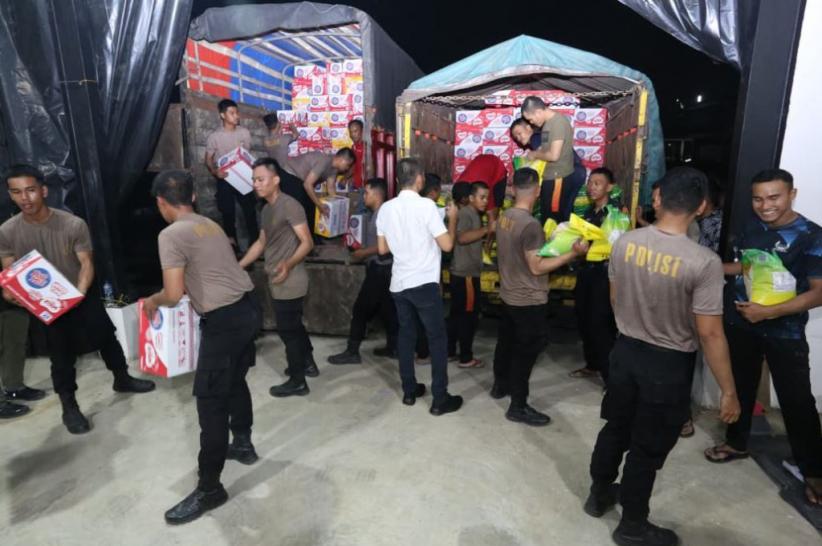 Polda Sumut Kirim 5 Truk Bantuan Kemanusiaan untuk Korban Bencana di Tapteng-Sibolga