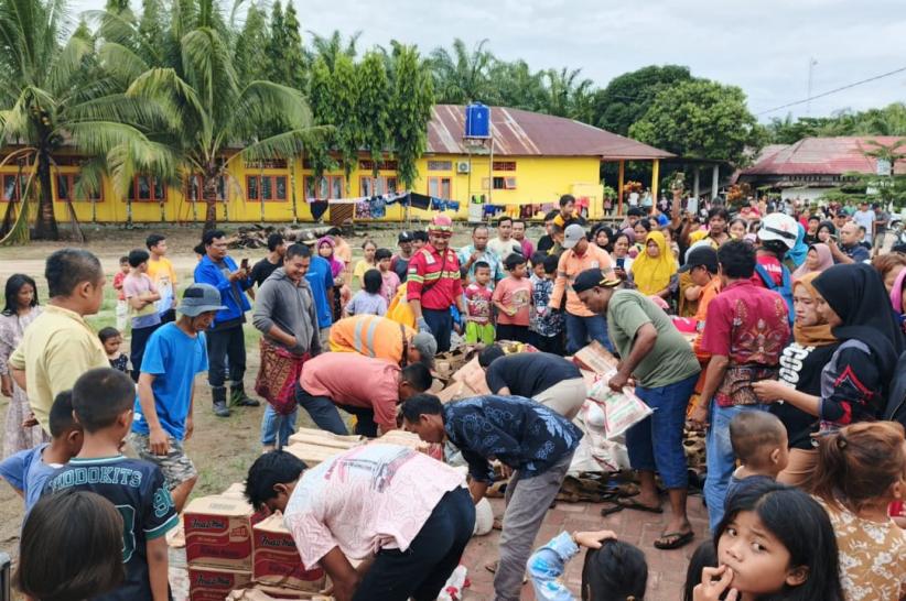 Pembangunan Dapur Umum di Posko Pengungsi Korban Bencana Sumut - Bagian 2