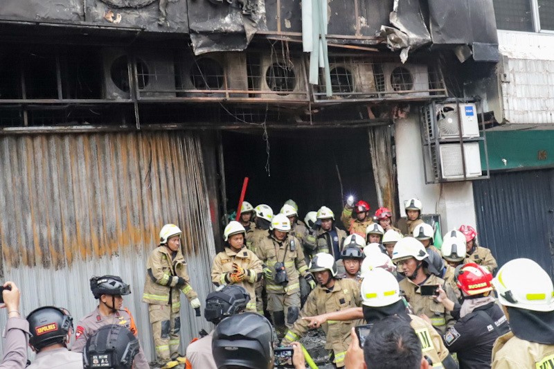Jumlah Korban Kebakaran Gedung Terra Drone 22 Orang, 15 Perempuan dan 7 Laki-Laki Meninggal - Bagian 3