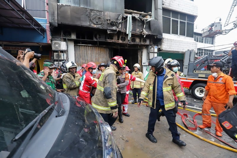 Jumlah Korban Kebakaran Gedung Terra Drone 22 Orang, 15 Perempuan dan 7 Laki-Laki Meninggal - Bagian 5