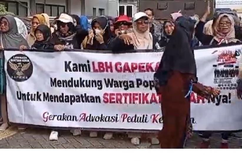 Emak-Emak Demo BPN Karawang, Tuntut Lahan Dikeluarkan dari Plotting Pengembang Rumah