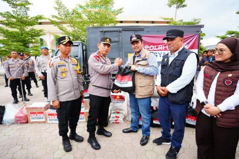 Kapolri Tinjau Pengungsian di Aceh Tengah, Perintahkan Percepatan Distribusi Bantuan