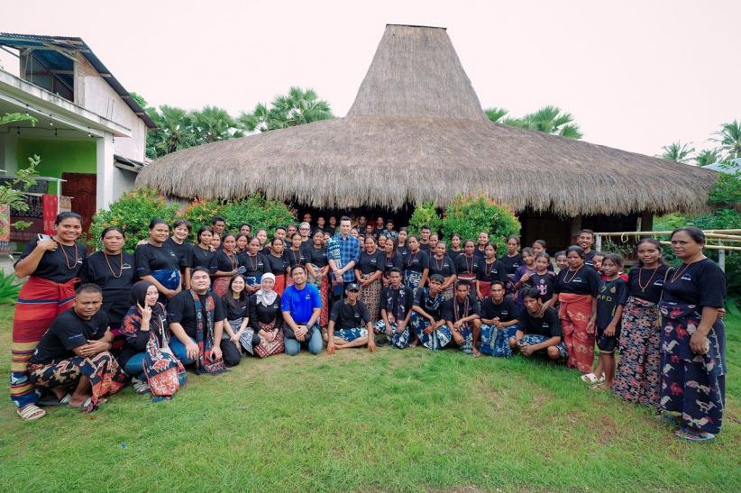 Ragam Wastra Warna Alam Karya Penenun Sumba Timur  - Bagian 4