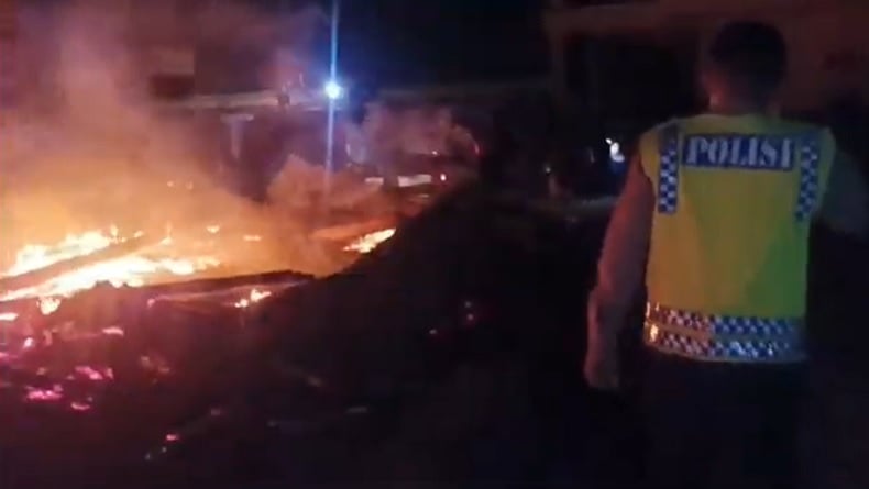 Kebakaran di Sampang, 2 Rumah Warga Hangus Dilalap Api