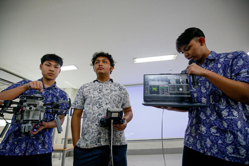 Tiga Pelajar SMA Kembangkan Drone AI untuk Bantu Penanganan Bencana - Bagian 4