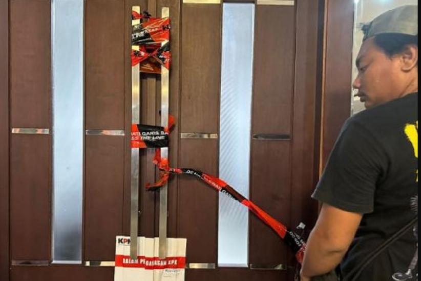 KPK Segel Ruang Kerja Bupati Bekasi dan Sita Dokumen, Kasus Apa?