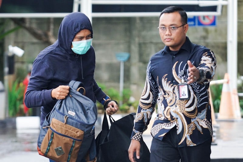 Dua Pejabat Kejaksaan Kena OTT, Langsung Digiring ke KPK  - Bagian 1