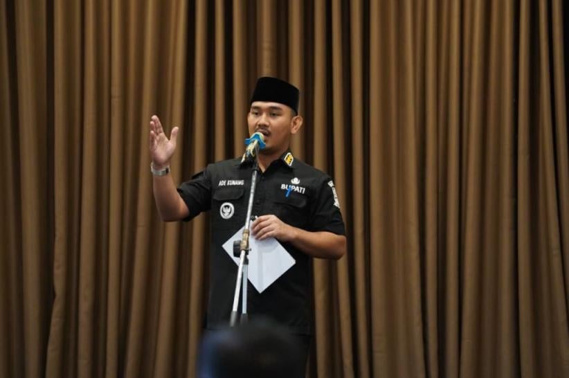 Profil Ade Kuswara Kunang, Bupati Termuda Bekasi yang Terjaring OTT KPK