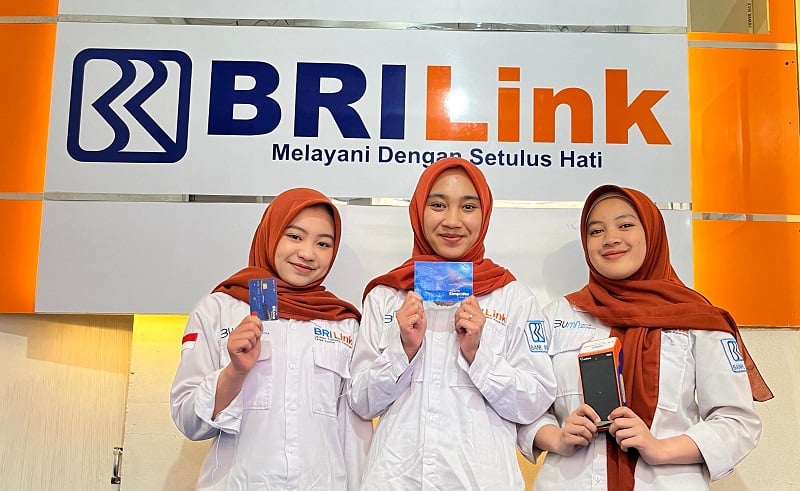 BRILink Agen Jadi Jalan Ibu Rumah Tangga Ini Bangun Usaha dan Ciptakan Lapangan Kerja