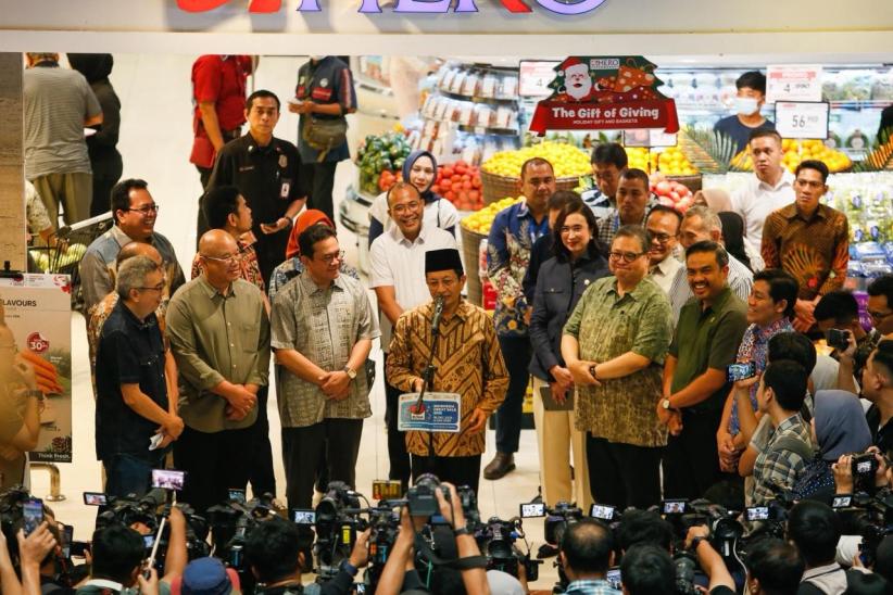 Kejar Perputaran Belanja Rp110 Triliun, Para Menteri Cek Promo Akhir Tahun di Mal - Bagian 5