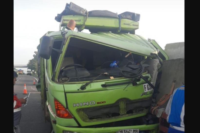 Kecelakaan Maut 2 Truk Tabrakan di Tol Cipularang, 1 Orang Kernet Tewas