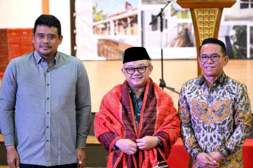 Bobby Nasution Gratiskan Biaya SMA-SMK di 6 Daerah Terdampak Bencana