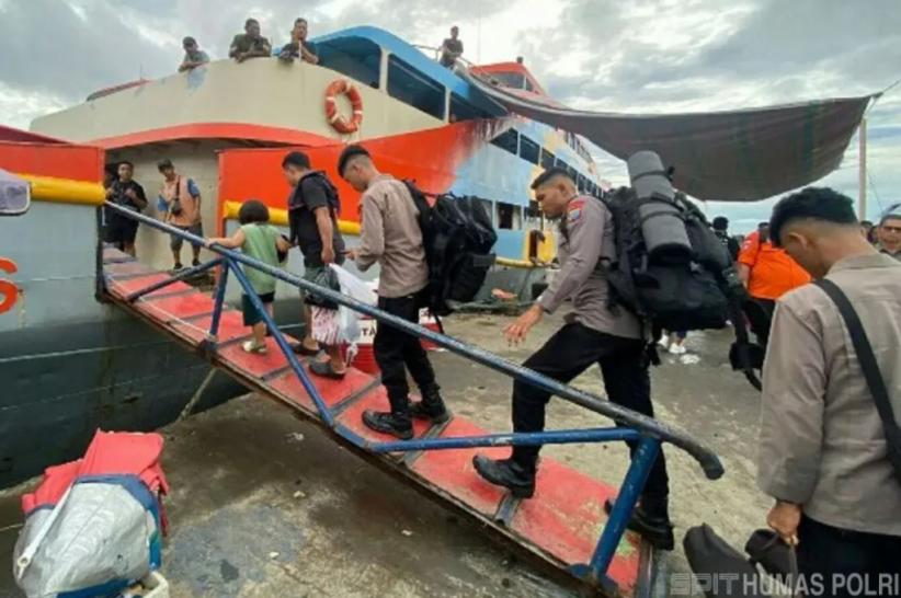 Polda Sulut Kerahkan 204 Personel ke Sitaro Bantu Penanganan Banjir Bandang