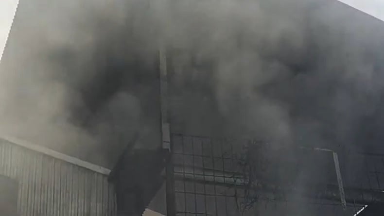 Pabrik Styrofoam di Curug Tangerang Terbakar Hebat, Kerugian Miliaran Rupiah