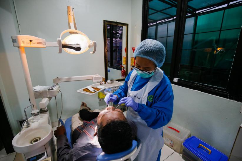 Pramono Anung Pastikan Puskesmas Perbatasan Layani Warga Sekitar Jakarta - Bagian 5