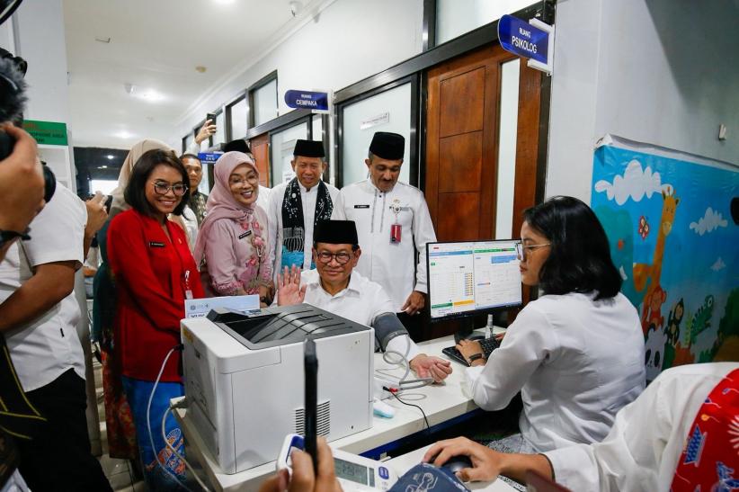 Pramono Anung Pastikan Puskesmas Perbatasan Layani Warga Sekitar Jakarta - Bagian 1