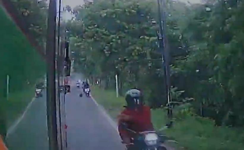 Viral Video Bus Trans Jatim Dilempar Batu di Gresik, Polisi Kantongi Identitas Pelaku
