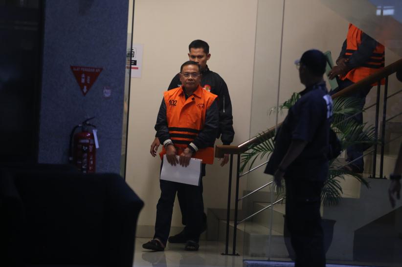 Tampang Bupati Pati Sudewo Ditahan KPK - Bagian 5