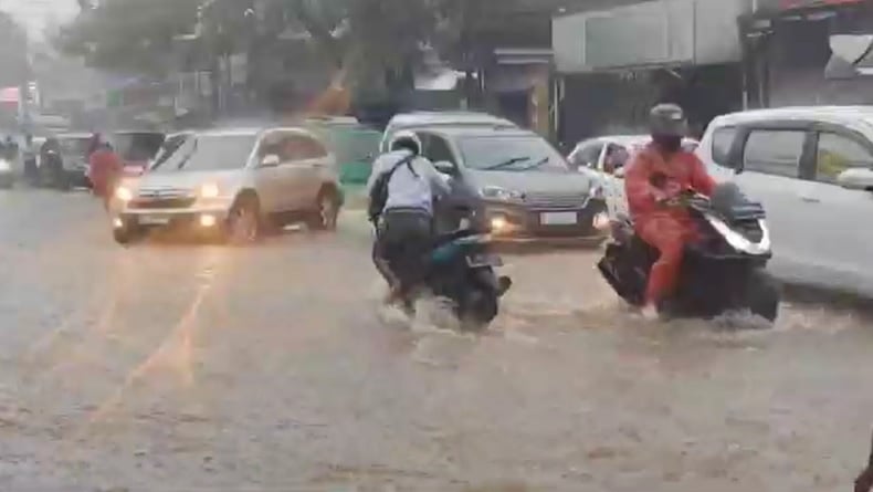 Waspada Potensi Hujan Ekstrem dan Bencana Hidrometeorologi di Bandung Raya hingga April
