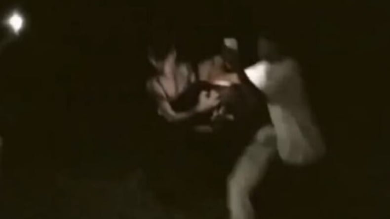 Viral! Perkelahian Brutal 2 Lawan 2 Pelajar SMP-SMA di Cianjur, 1 Luka Parah Ditabrak Motor