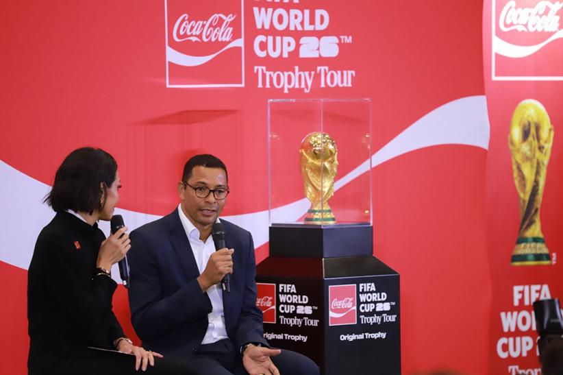 Penampakan Trofi Asli Piala Dunia Mampir ke Indonesia - Bagian 5
