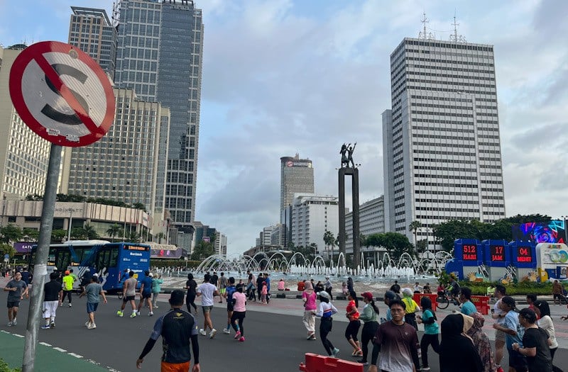 Jakarta Cerah, Kawasan CFD Diserbu Warga - Bagian 3