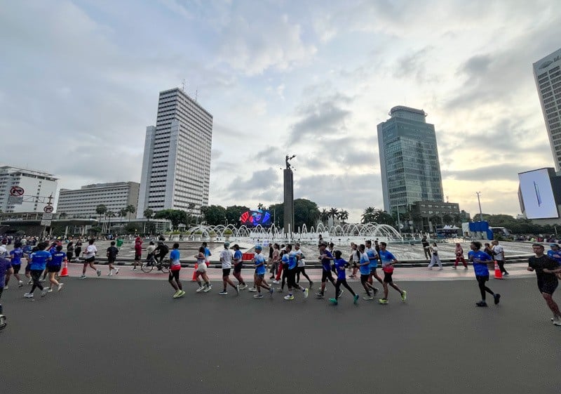 Jakarta Cerah, Kawasan CFD Diserbu Warga - Bagian 4