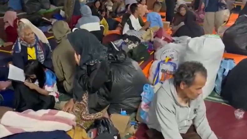 Ratusan Korban Longsor di Cisarua Bertahan di Pengungsian, Pemerintah Lakukan Zonasi