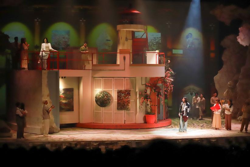 Pertujukan Drama Musikal Perahu Kertas - Bagian 3