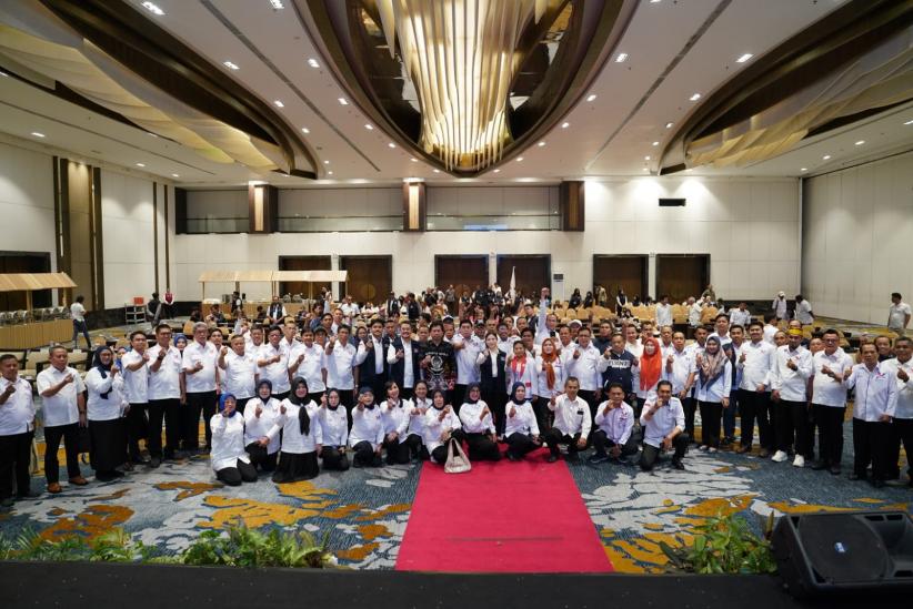 Momen Angela Tanoesoedibjo Kukuhkan Pengurus DPW Partai Perindo Sulawesi Selatan - Bagian 5