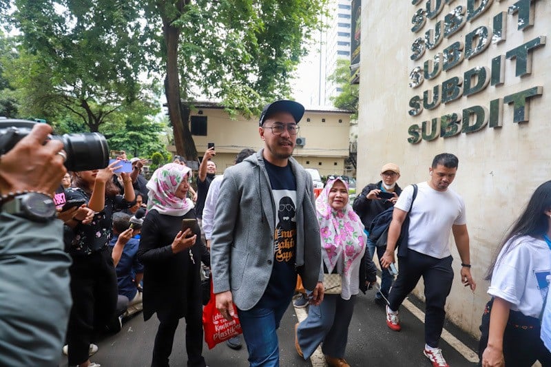Pandji Pragiwaksono Diperiksa Polda Metro Jaya soal Polemik Mens Rea - Bagian 2