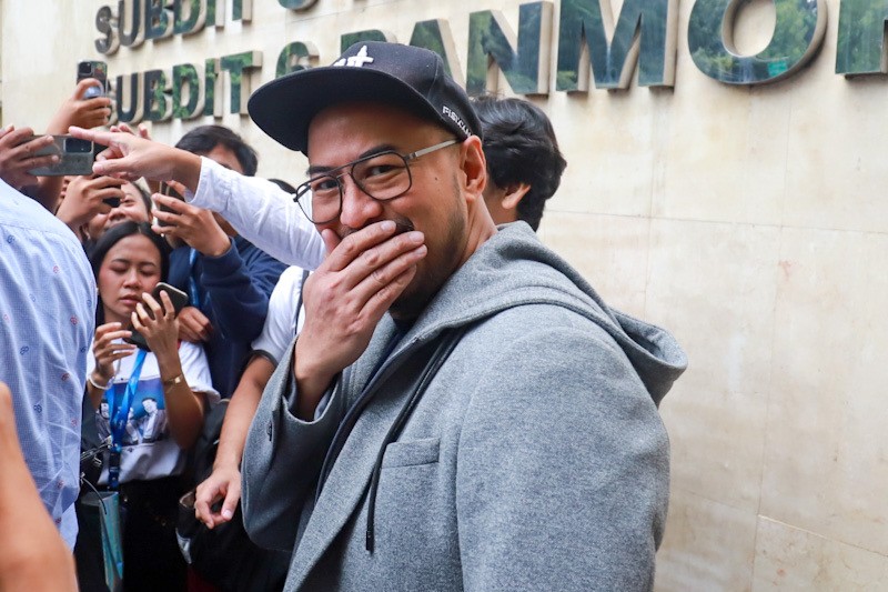 Pandji Pragiwaksono Diperiksa Polda Metro Jaya soal Polemik Mens Rea - Bagian 1