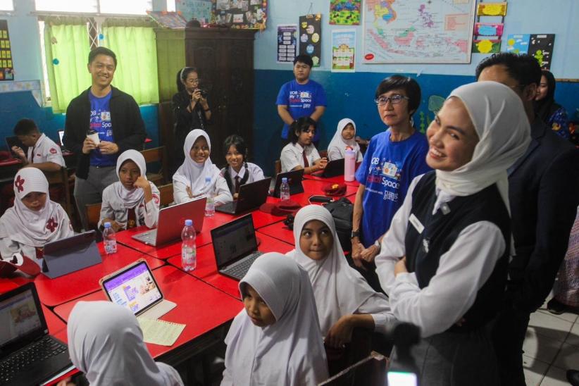 Program Literasi Keuangan dan Pembelajaran Coding Gratis - Bagian 1
