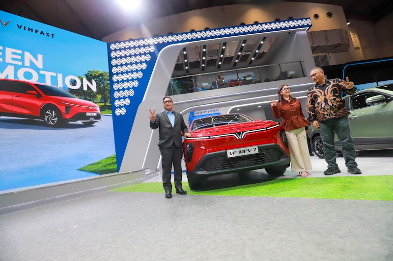 Tampilan Mobil Listrik Tujuh Penumpang VinFast VF MPV 7, Segini Harganya - Bagian 1
