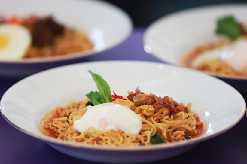 Mencicipi Mi Nyemek Buatan Dua Legenda Warmindo  - Bagian 4