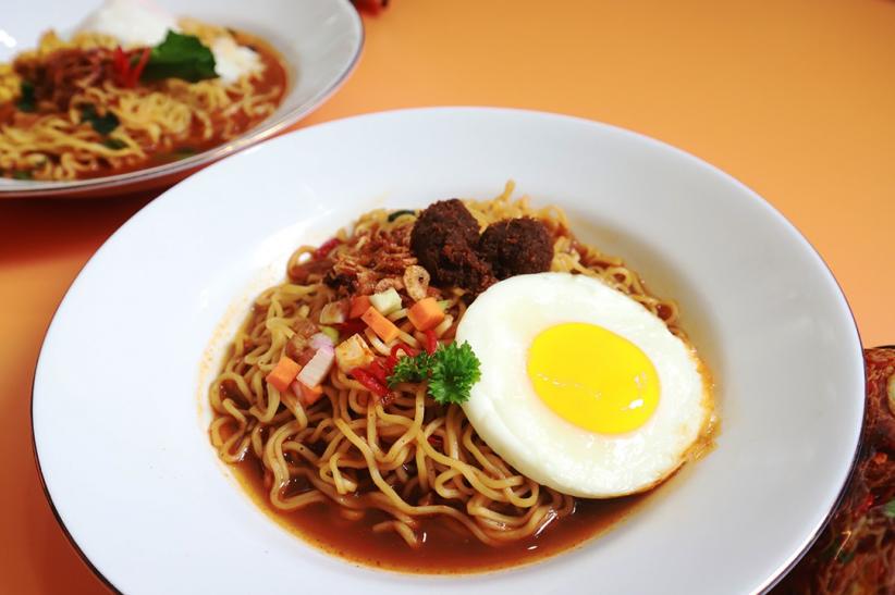 Mencicipi Mi Nyemek Buatan Dua Legenda Warmindo  - Bagian 2