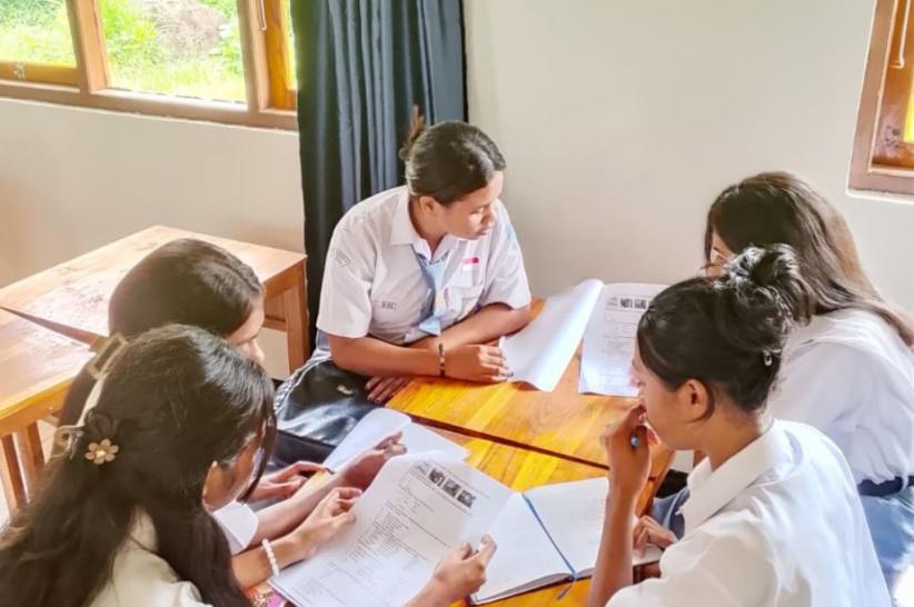 Surat Menyentuh Siswi Alor NTT untuk Prabowo: Rintihan Kami Didengar, Sekolah Kami Diperbaiki