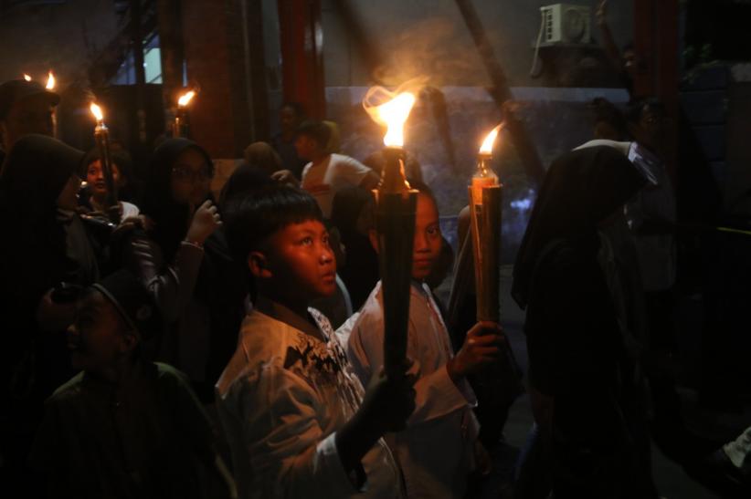 Ratusan Anak Ramaikan Pawai Obor Sambut Ramadan 1447 H - Bagian 1