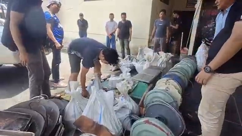 Peleburan Timah Ilegal di Bangka Digerebek, 1 Orang Ditangkap 1,2 Ton Pasir Timah Disita