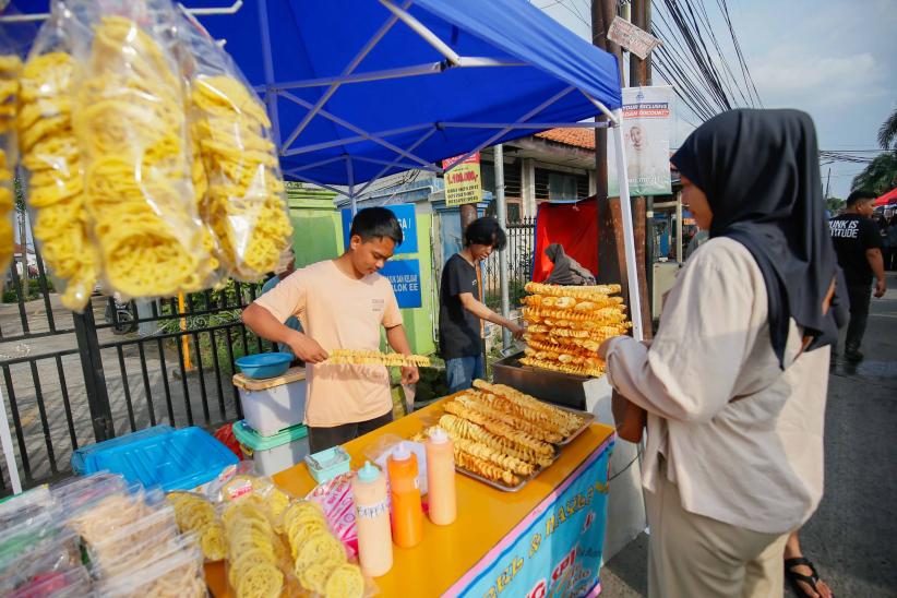 Puluhan UMKM Ramaikan Pasar Takjil Ramadan di Depok - Bagian 3