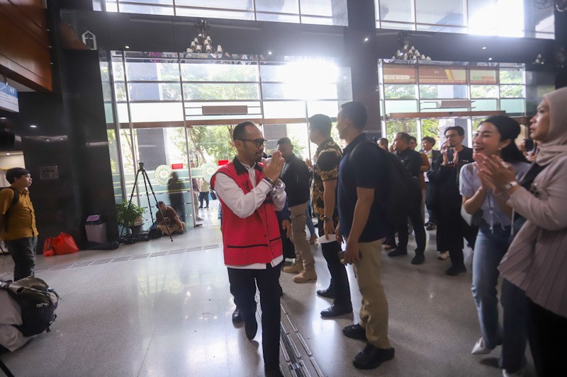 Eks Dirut Pertamina Patra Niaga Divonis 9 Tahun Penjara - Bagian 5