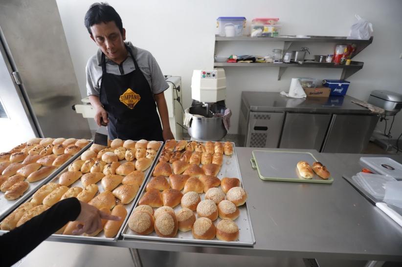 Roti Rotina Jadi Incaran Warga Tangerang untuk Menu Berbuka Puasa - Bagian 5