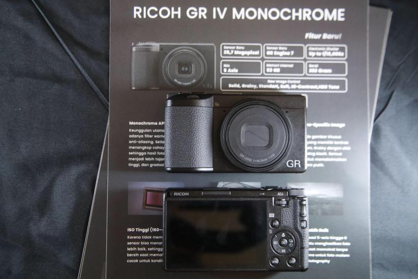 Kamera Ricoh GR IV Monochrome Dilengkapi Sensor Gambar Khusus Monokrom - Bagian 2