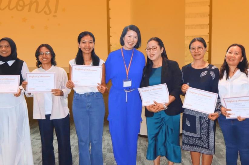 Pekerja Migran Indonesia Perkuat Kepercayaan Diri lewat Pendidikan dan Dukungan Komunitas - Bagian 3