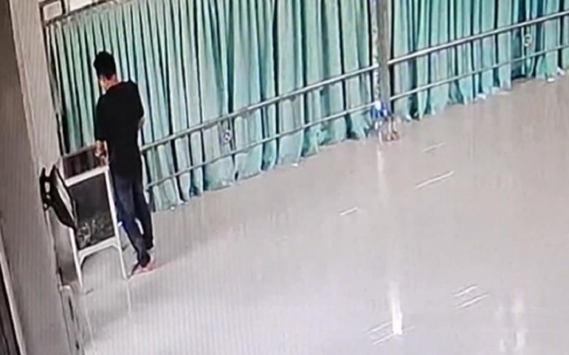 Viral Pasutri Bawa Anak Bobol Kotak Infak Masjid di Labuhanbatu Utara, Modus Salat