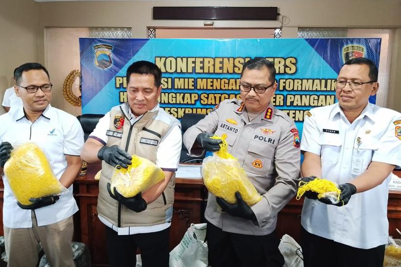 Penampakan Mie Berformalin, Beredar 1,5 Ton per Hari di Jateng - Bagian 2