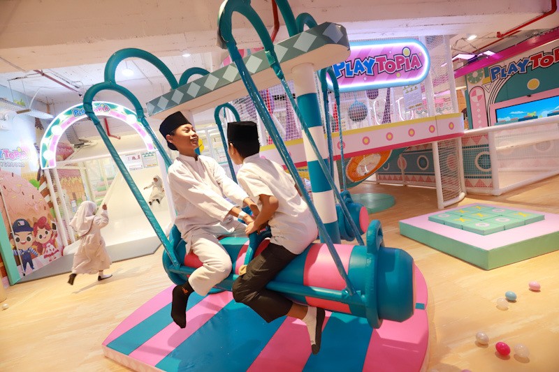 Berbagi Berkah Ramadan, Ribuan Anak Yatim Ngabuburit di Pusat Perbelanjaan LMI    - Bagian 1