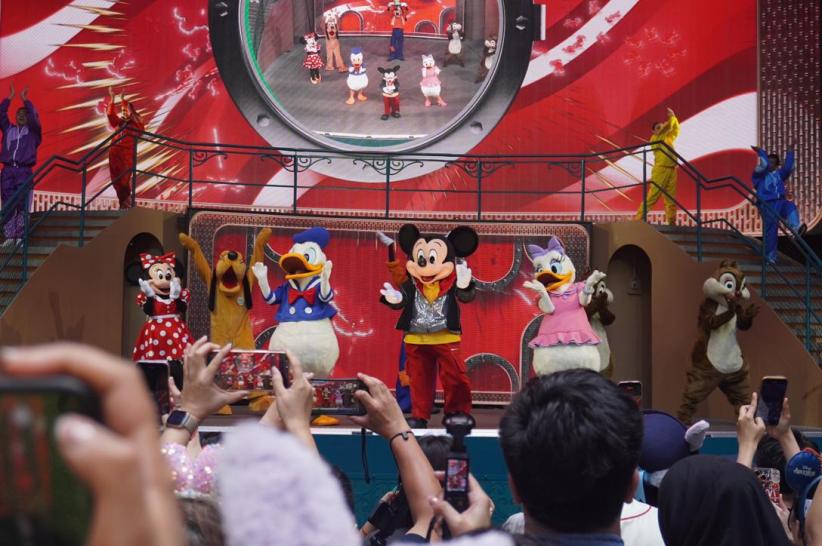 Keseruan Menjelajah Kapal Disney Adventure, Ada Roller Coaster di Atas Laut! - Bagian 3