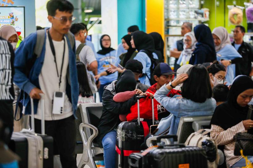Suasana Arus Mudik Terasa, 17 Ribu Penumpang Berangkat dari Stasiun Gambir  - Bagian 1