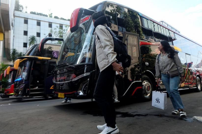 Menaker Yassierli Lepas Mudik Gratis 1.545 Pekerja UT    - Bagian 5